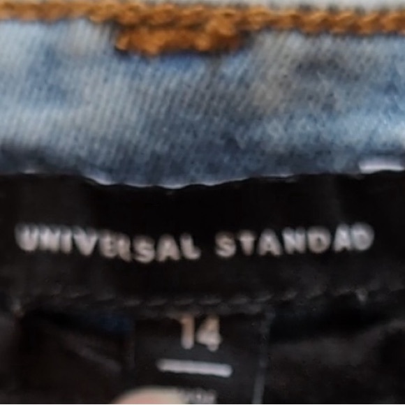 Universal Standard Skinny Jeans Size 14 - Picture 5 of 5